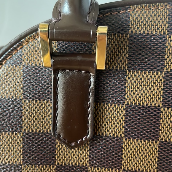 Louis Vuitton GM Sarria Seau Damien Ebene Canvas Handbag. - Picture 12 of 17